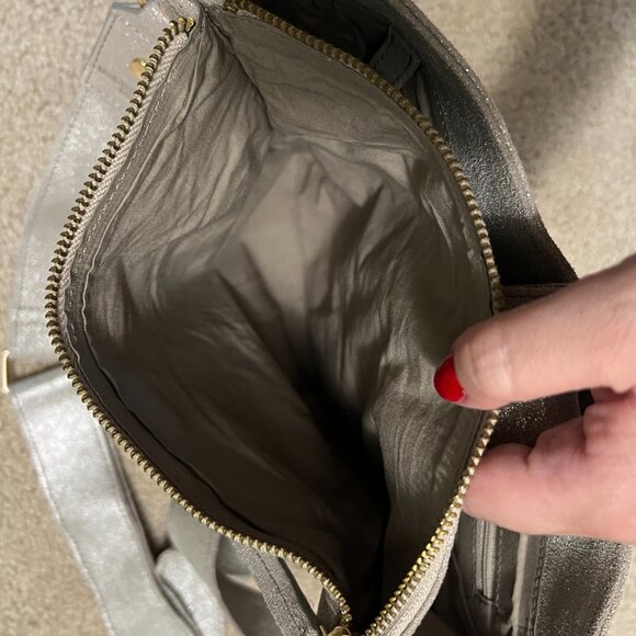 Erin Condren Metallic Silver Suede Crossbody Bag - Picture 4 of 8